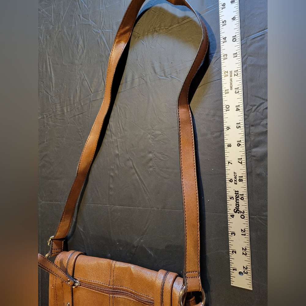 Relic Collection Brown Messenger Type Bag, Like New - Picture 4 of 14
